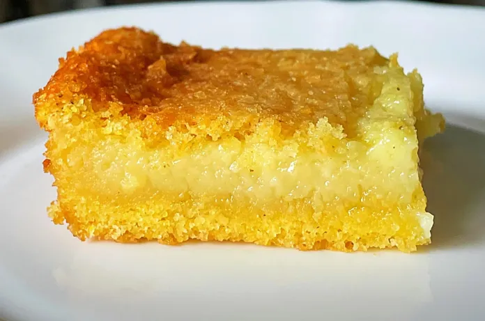 Creamy corn cake
