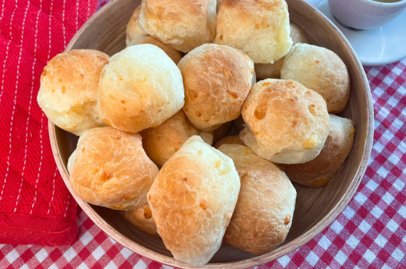 Easy and quick homemade cheese bread