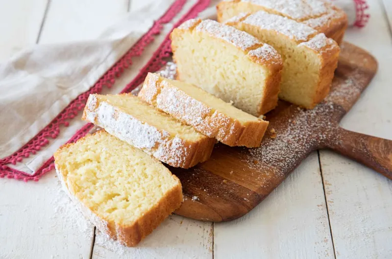 Fluffy Natural Yogurt Cake