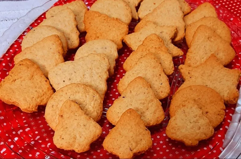 Peanut Cookies (Christmas Cookies)