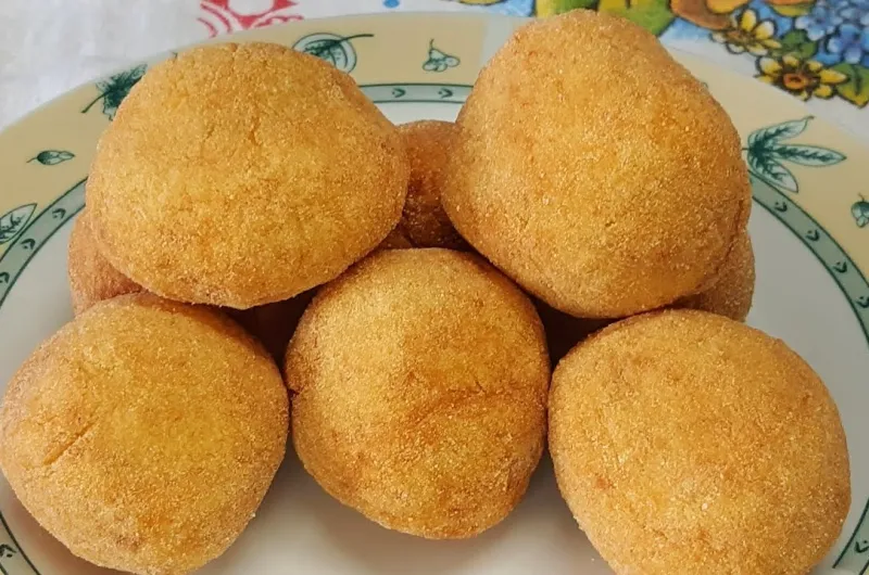 Minced meat dumpling with potato dough