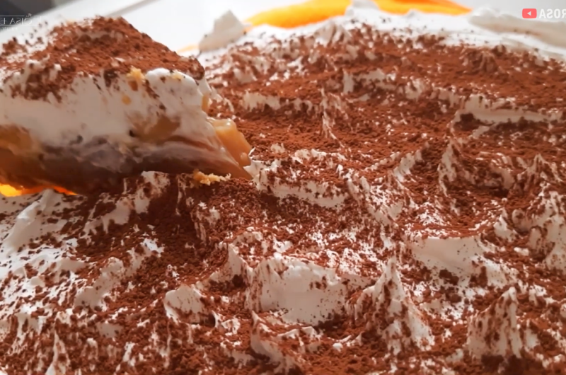 Banoffee with Dulce de Leche and Banana