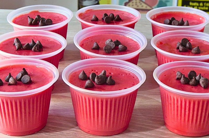 Creamy Gelatin in the Cup