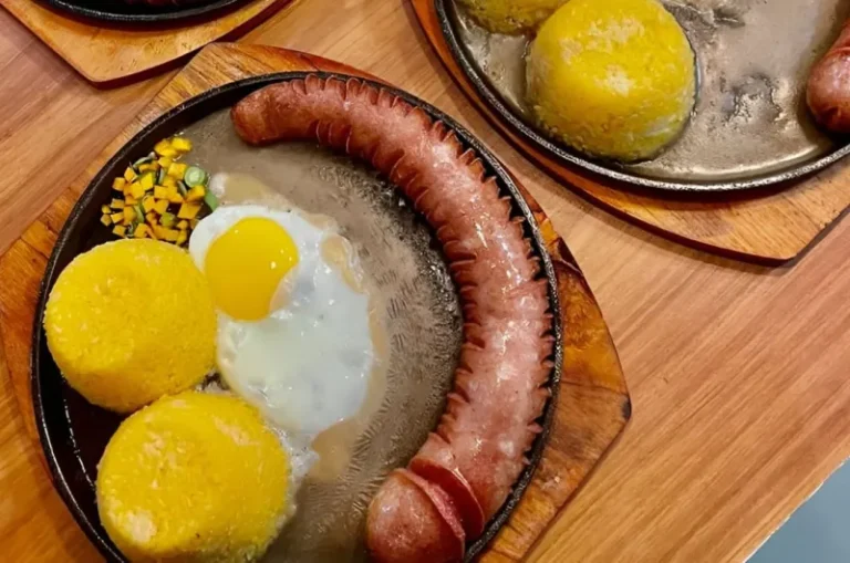 Homemade Roasted Sausage: A Tasty and Simple-to-Prepare Delight