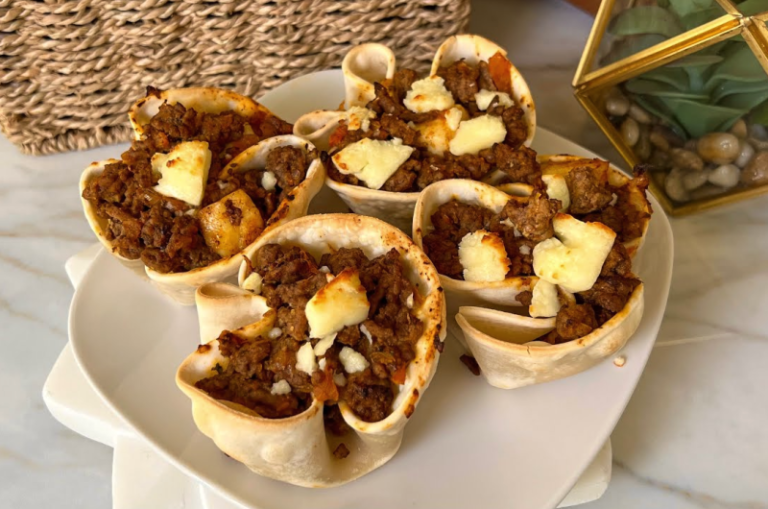 Meat Basket with Pastry Dough