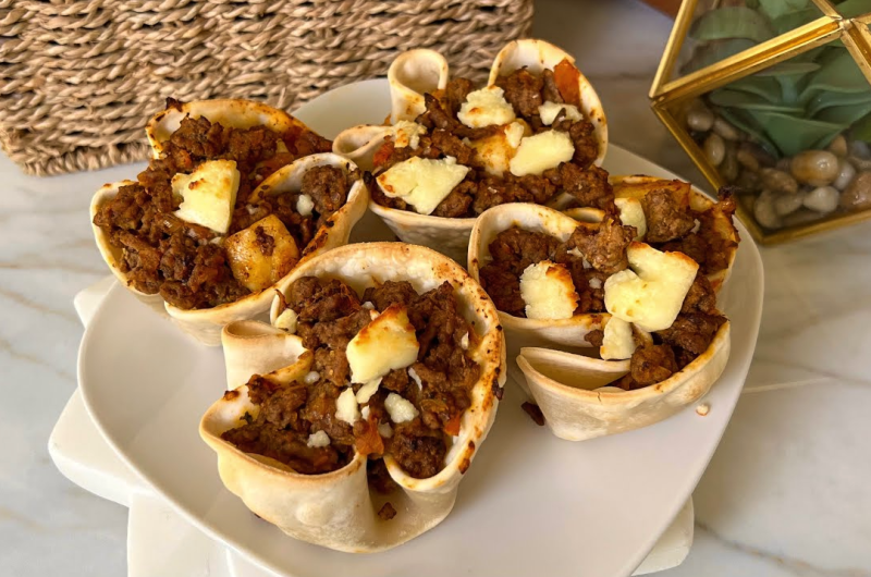 Meat Basket with Pastry Dough