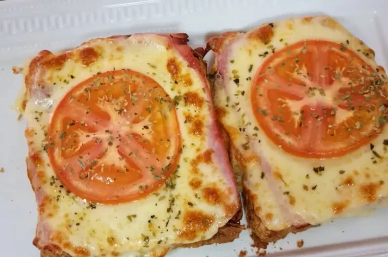 Pizza with Bread in the Air Fryer